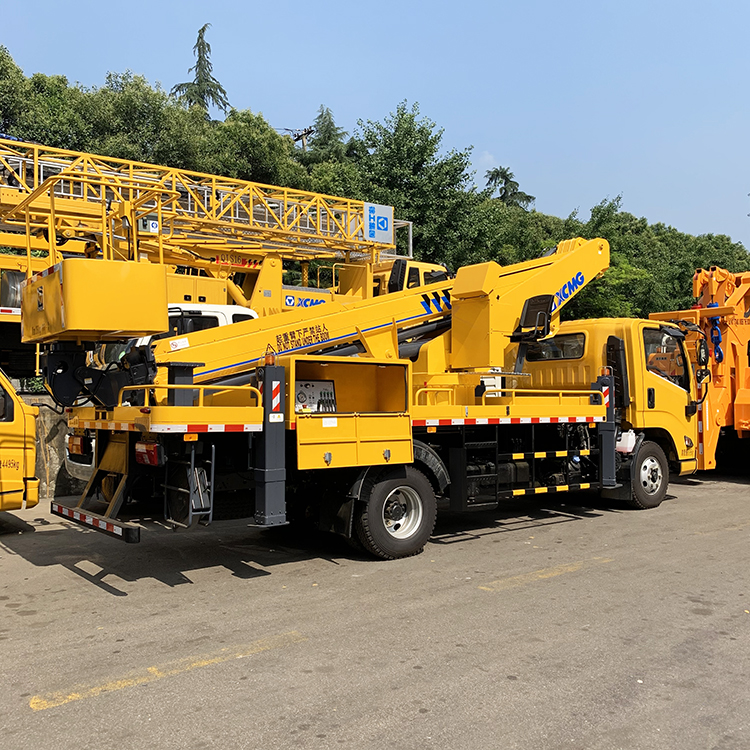 XCMG new 21m telescopic boom aerial work platform truck XGS5080JGKQ6 China aerial work truck price